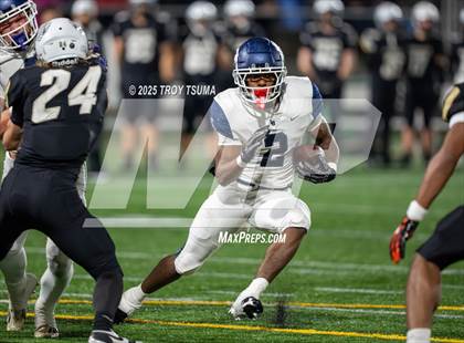 Thumbnail 1 in Nelson vs. Lake Oswego (OSAA 6A Semifinal) photogallery.