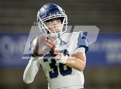 Thumbnail 2 in Nelson vs. Lake Oswego (OSAA 6A Semifinal) photogallery.