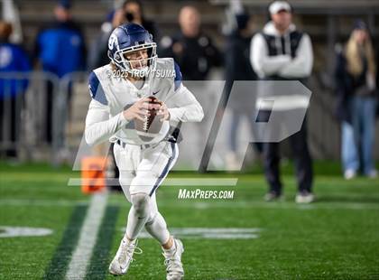 Thumbnail 3 in Nelson vs. Lake Oswego (OSAA 6A Semifinal) photogallery.