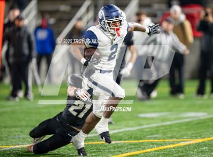 Thumbnail 3 in Nelson vs. Lake Oswego (OSAA 6A Semifinal) photogallery.