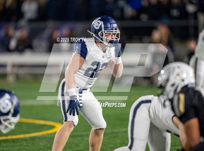 Thumbnail 2 in Nelson vs. Lake Oswego (OSAA 6A Semifinal) photogallery.