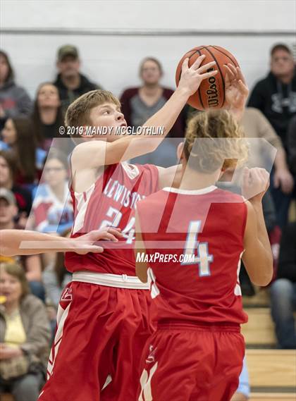 Thumbnail 2 in Lewistown @ Illini Bluffs photogallery.