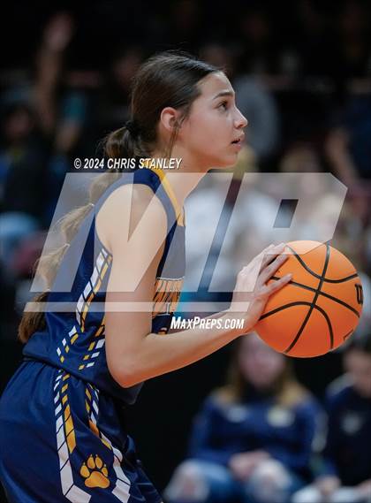 Thumbnail 2 in Joseph City vs St. David (AIA-1A Final) photogallery.