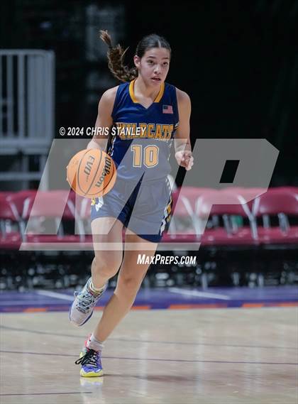 Thumbnail 3 in Joseph City vs St. David (AIA-1A Final) photogallery.
