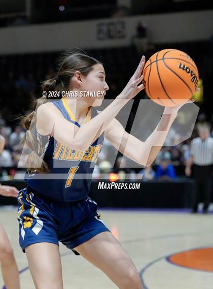 Thumbnail 3 in Joseph City vs St. David (AIA-1A Final) photogallery.