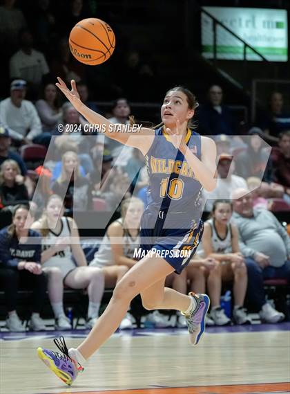 Thumbnail 1 in Joseph City vs St. David (AIA-1A Final) photogallery.