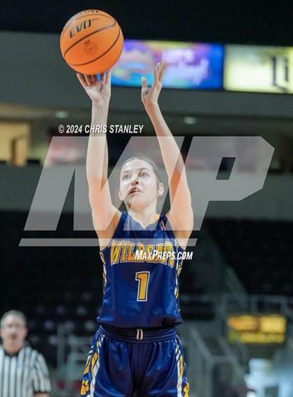 Thumbnail 3 in Joseph City vs St. David (AIA-1A Final) photogallery.