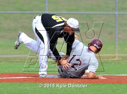 Thumbnail 2 in Chico vs Cumby (Krum Wood Bat Festival) photogallery.
