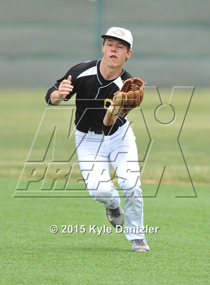 Thumbnail 3 in Chico vs Cumby (Krum Wood Bat Festival) photogallery.