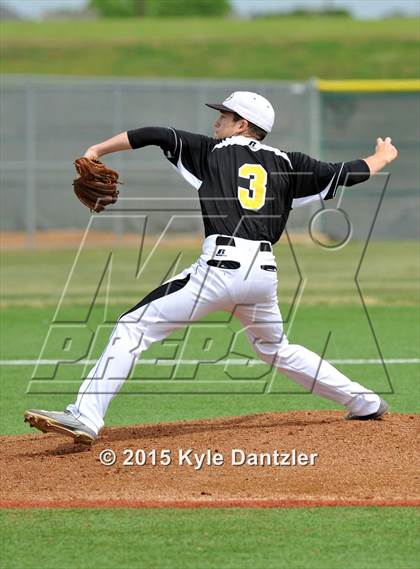 Thumbnail 3 in Chico vs Cumby (Krum Wood Bat Festival) photogallery.