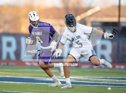Thumbnail 2 in Holy Family @ Valor Christian photogallery.