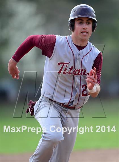 Thumbnail 1 in Sheehan @ Hamden photogallery.