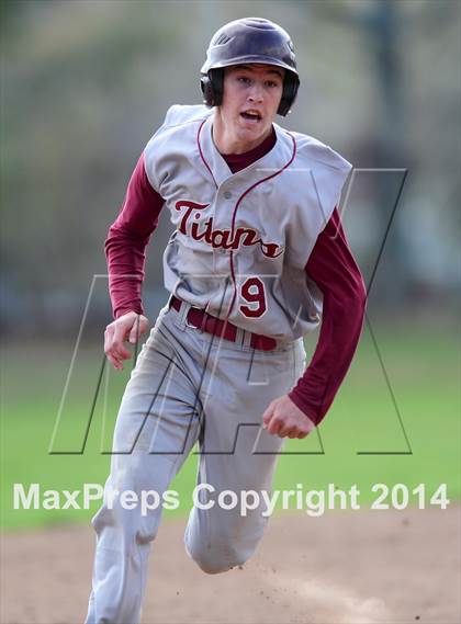 Thumbnail 1 in Sheehan @ Hamden photogallery.