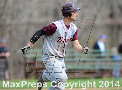 Thumbnail 3 in Sheehan @ Hamden photogallery.