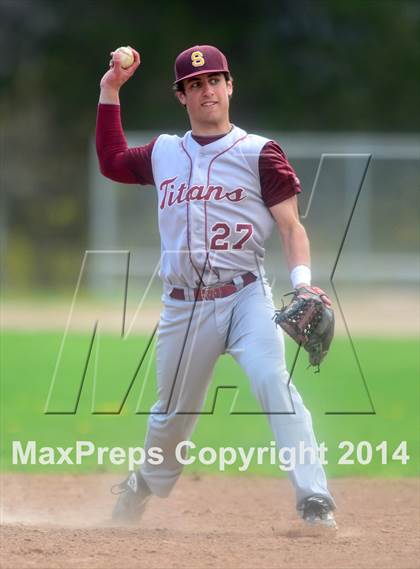 Thumbnail 3 in Sheehan @ Hamden photogallery.