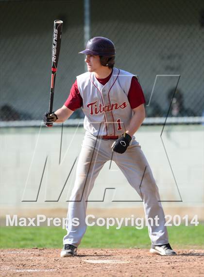 Thumbnail 2 in Sheehan @ Hamden photogallery.