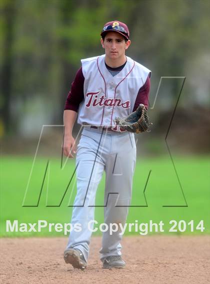 Thumbnail 2 in Sheehan @ Hamden photogallery.