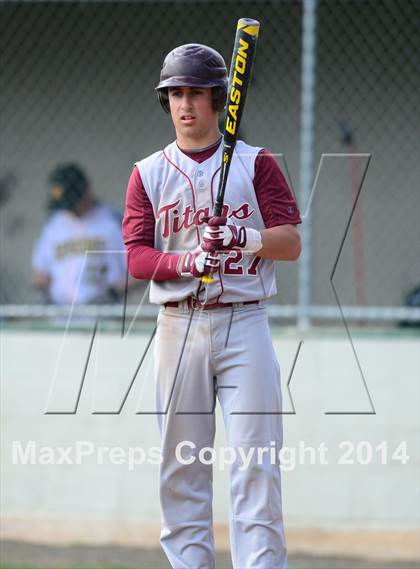 Thumbnail 2 in Sheehan @ Hamden photogallery.