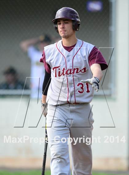 Thumbnail 3 in Sheehan @ Hamden photogallery.