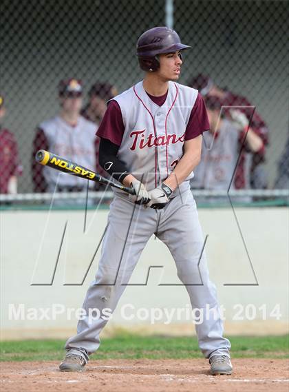 Thumbnail 1 in Sheehan @ Hamden photogallery.