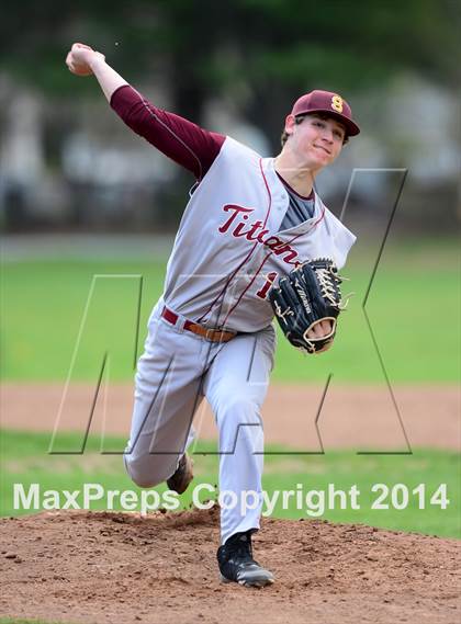 Thumbnail 3 in Sheehan @ Hamden photogallery.