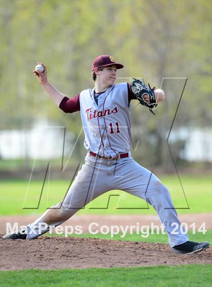 Thumbnail 1 in Sheehan @ Hamden photogallery.