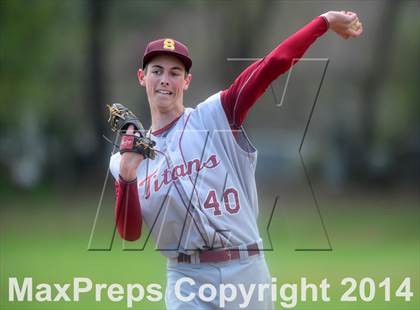 Thumbnail 1 in Sheehan @ Hamden photogallery.