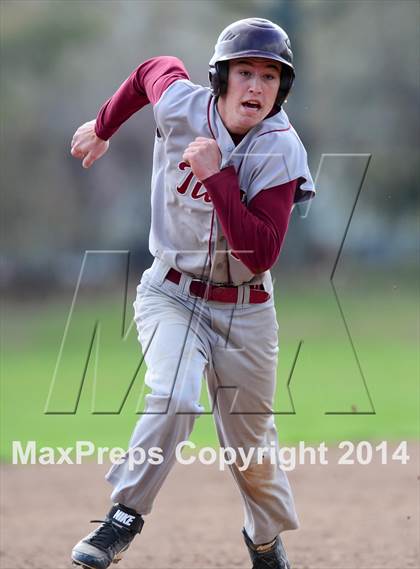 Thumbnail 3 in Sheehan @ Hamden photogallery.