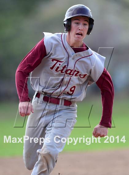 Thumbnail 3 in Sheehan @ Hamden photogallery.