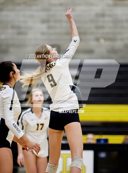 Thumbnail 3 in Carondelet @ Del Oro (CIF NorCal D2 Playoff) photogallery.
