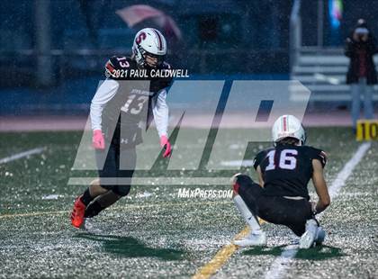 Thumbnail 3 in Othello @ Steilacoom (WIAA 2A First Round) photogallery.