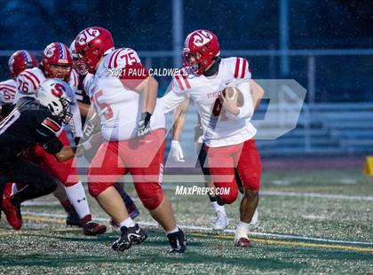 Thumbnail 2 in Othello @ Steilacoom (WIAA 2A First Round) photogallery.