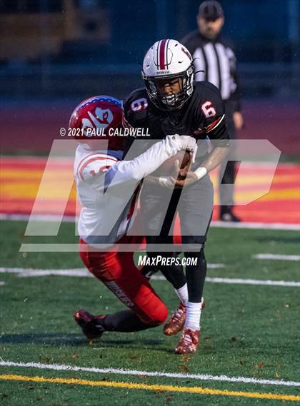 Thumbnail 1 in Othello @ Steilacoom (WIAA 2A First Round) photogallery.