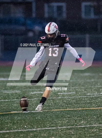 Thumbnail 2 in Othello @ Steilacoom (WIAA 2A First Round) photogallery.
