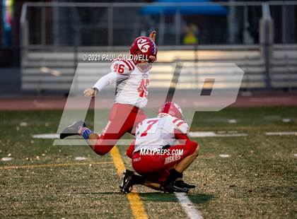 Thumbnail 3 in Othello @ Steilacoom (WIAA 2A First Round) photogallery.