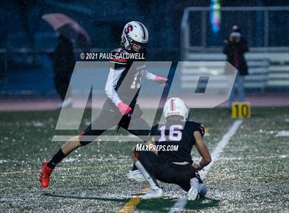 Thumbnail 2 in Othello @ Steilacoom (WIAA 2A First Round) photogallery.
