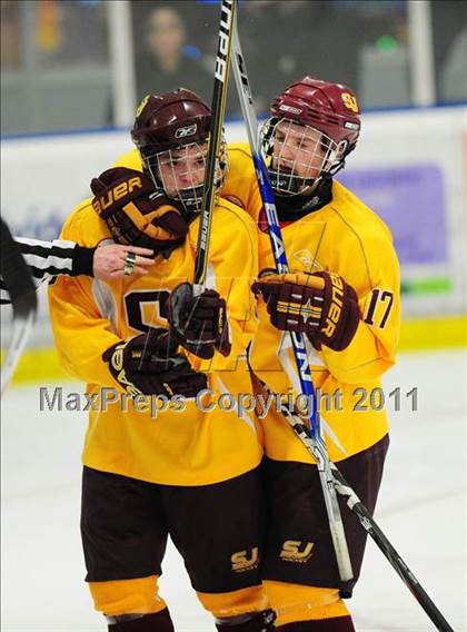 Thumbnail 3 in Wilton @ St. Joseph (FCIAC Quarterfinal) photogallery.