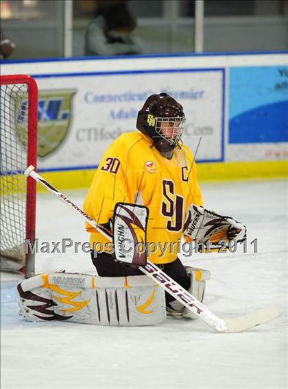 Thumbnail 2 in Wilton @ St. Joseph (FCIAC Quarterfinal) photogallery.