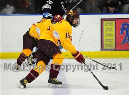 Thumbnail 2 in Wilton @ St. Joseph (FCIAC Quarterfinal) photogallery.
