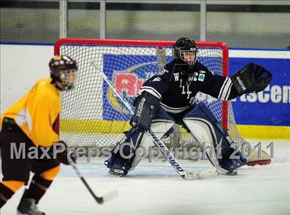 Thumbnail 1 in Wilton @ St. Joseph (FCIAC Quarterfinal) photogallery.