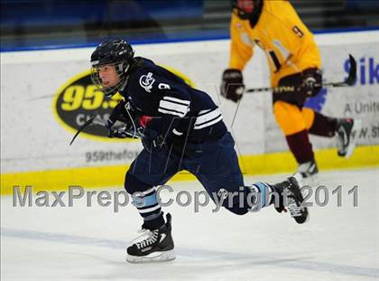 Thumbnail 1 in Wilton @ St. Joseph (FCIAC Quarterfinal) photogallery.
