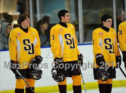 Thumbnail 1 in Wilton @ St. Joseph (FCIAC Quarterfinal) photogallery.