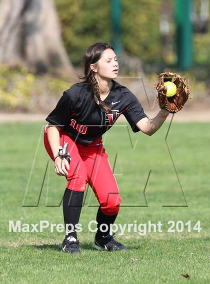 Thumbnail 3 in Harvard-Westlake @ Bellarmine-Jefferson photogallery.