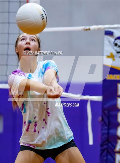 Thumbnail 1 in Triton vs Gray's Creek (Jack Britt's 19th Annual Volleyball Jamboree)(scrimmage) photogallery.