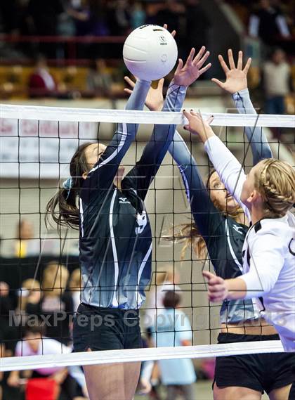 Thumbnail 2 in Resurrection Christian vs. Meeker (CHSAA 2A Pool 1) photogallery.