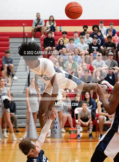 Thumbnail 3 in Cypress Ranch vs. Tomball Memorial photogallery.
