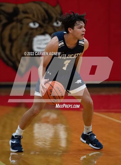 Thumbnail 1 in Cypress Ranch vs. Tomball Memorial photogallery.
