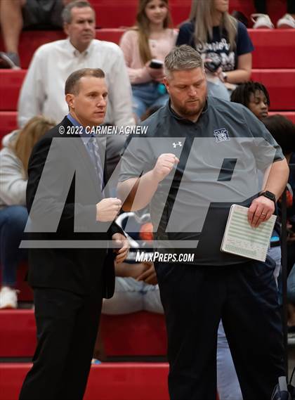 Thumbnail 2 in Cypress Ranch vs. Tomball Memorial photogallery.