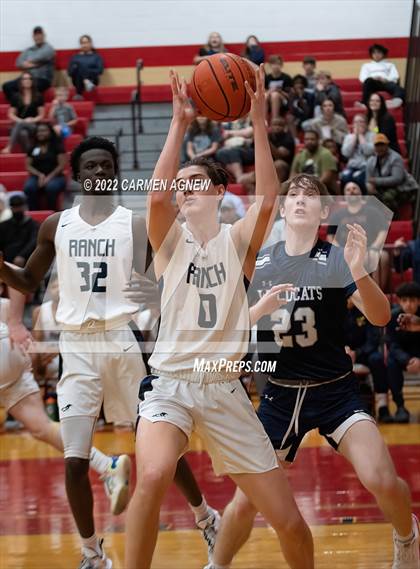 Thumbnail 2 in Cypress Ranch vs. Tomball Memorial photogallery.
