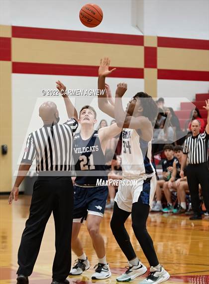 Thumbnail 2 in Cypress Ranch vs. Tomball Memorial photogallery.